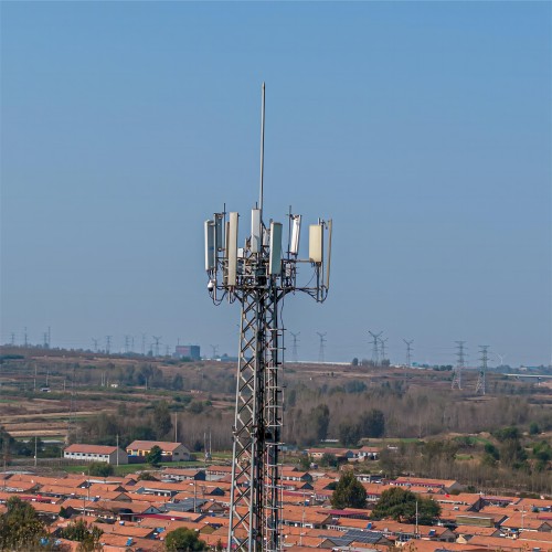 برج الاتصالات الصلب