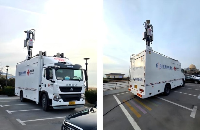 mobile telecom vehicle