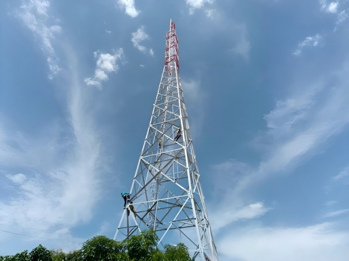 self support tower