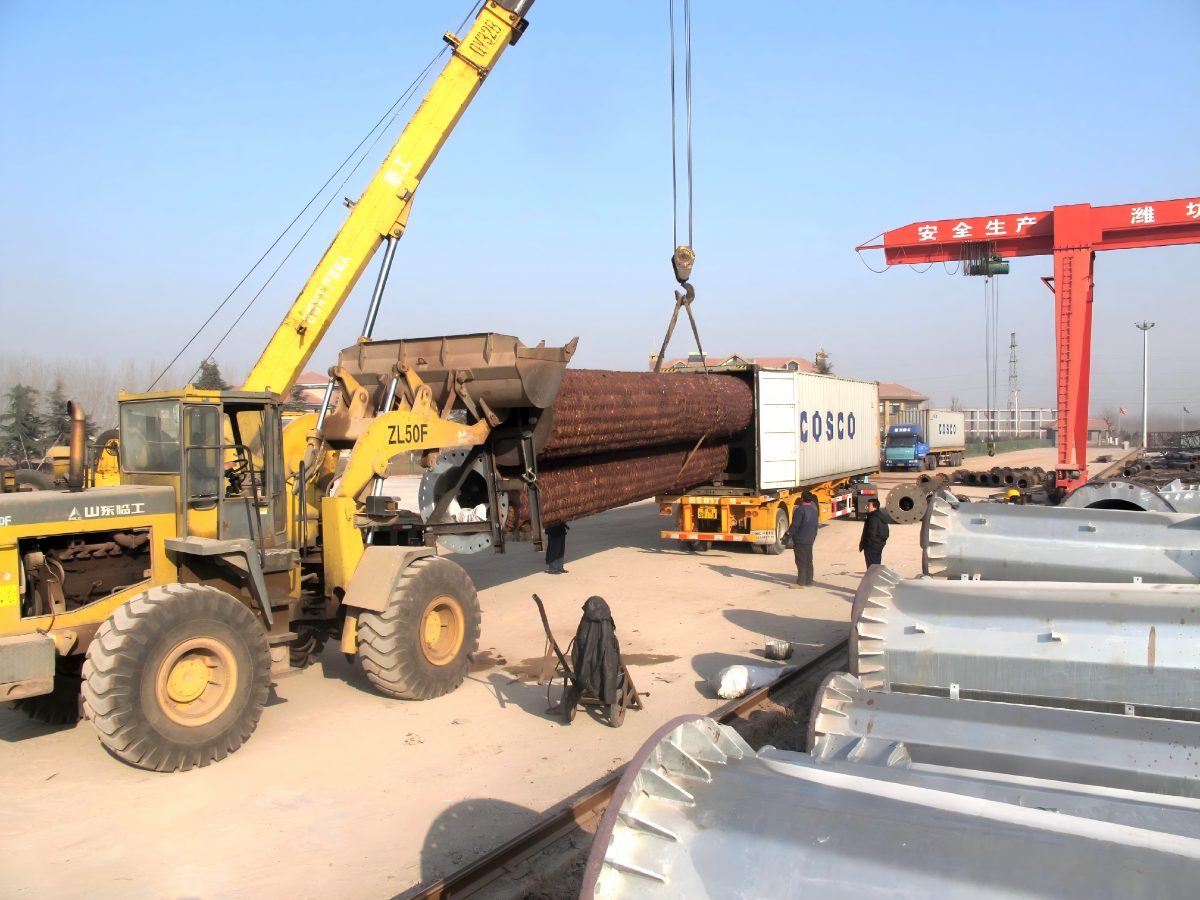 25M Bionic Palm Tree Telecom Tower Prepared for Shipment to Iraq