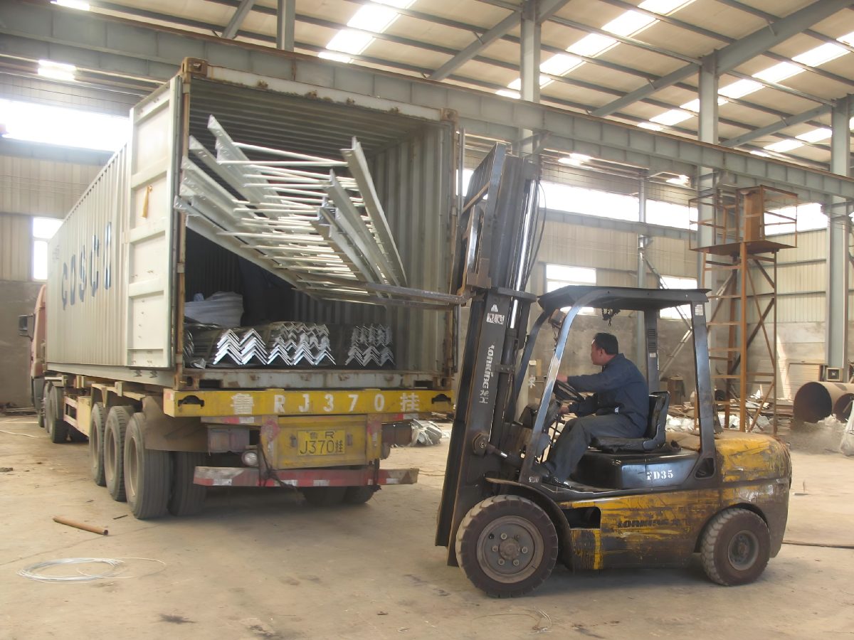 50 Meters 3 Legged Angle Steel Lattice Tower Shipped to The United Arab Emirates 